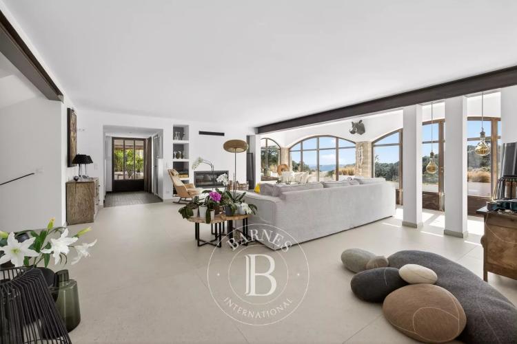 Saint-Paul-de-Vence – Domaine d’exception aux vues imprenables sur le Cap d’Antibes