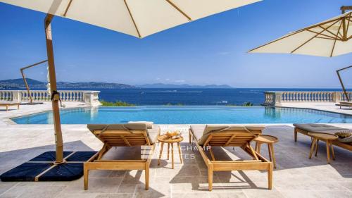 Villa provençale ultra-luxueuse située dans le prestigieux domaine des Parcs de Saint-Tropez