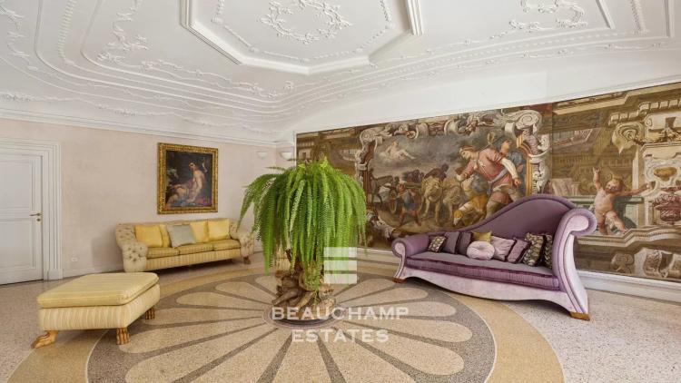 Villa palladienne avec vaste terrain - Menton