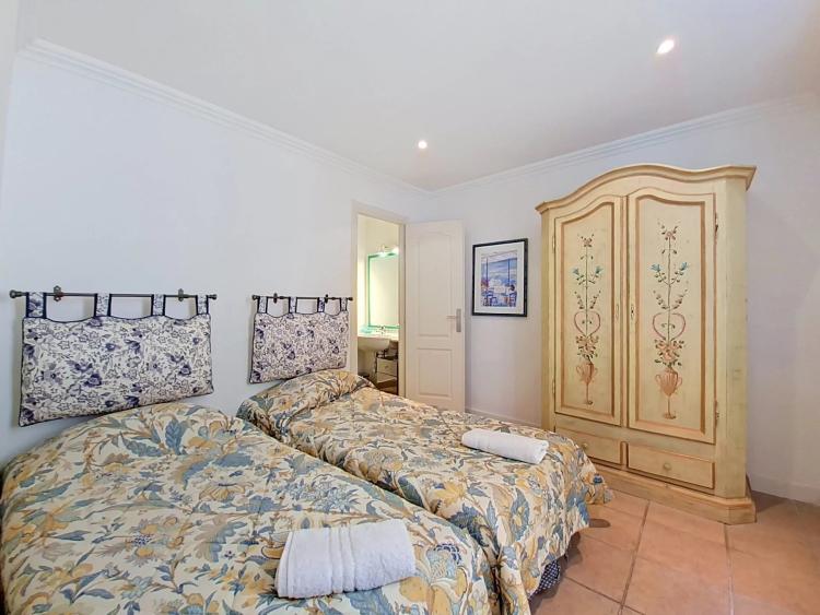 VENTE APPARTEMENT DUPLEX DERNIER ETAGE - CANNES CENTRE