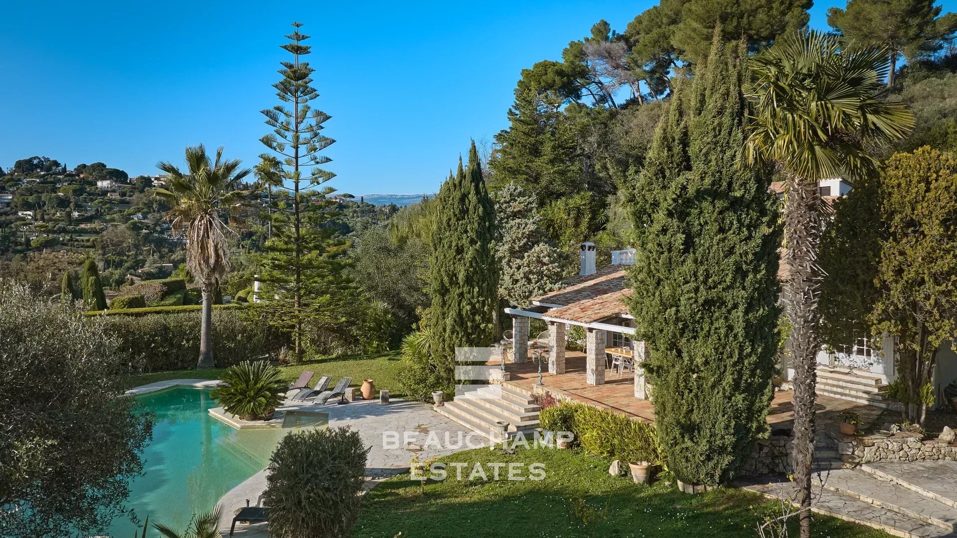 Villa provençale 6 chambres avec vue panoramique sur les collines de l’Esterel et la mer - Mougins