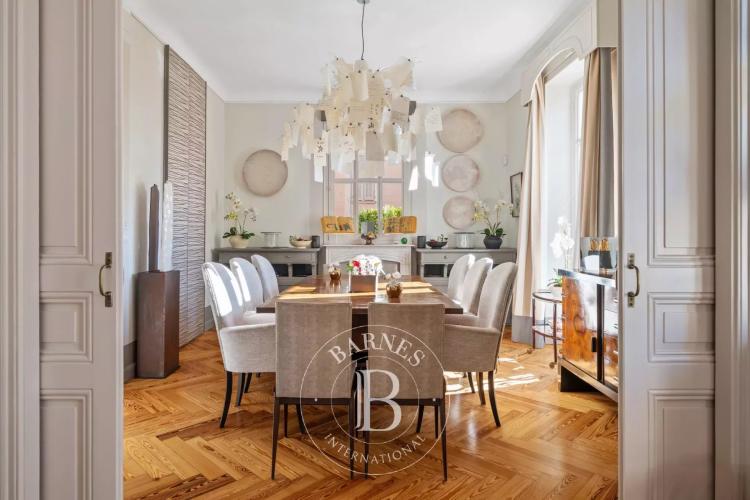 BEAULIEU-SUR-MER – APPARTEMENT D’EXCEPTION DANS UNE VILLA INDÉPENDANTE