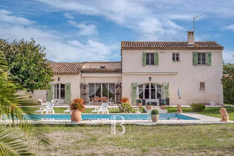 Proche de Valbonne - Villa provençale - Piscine