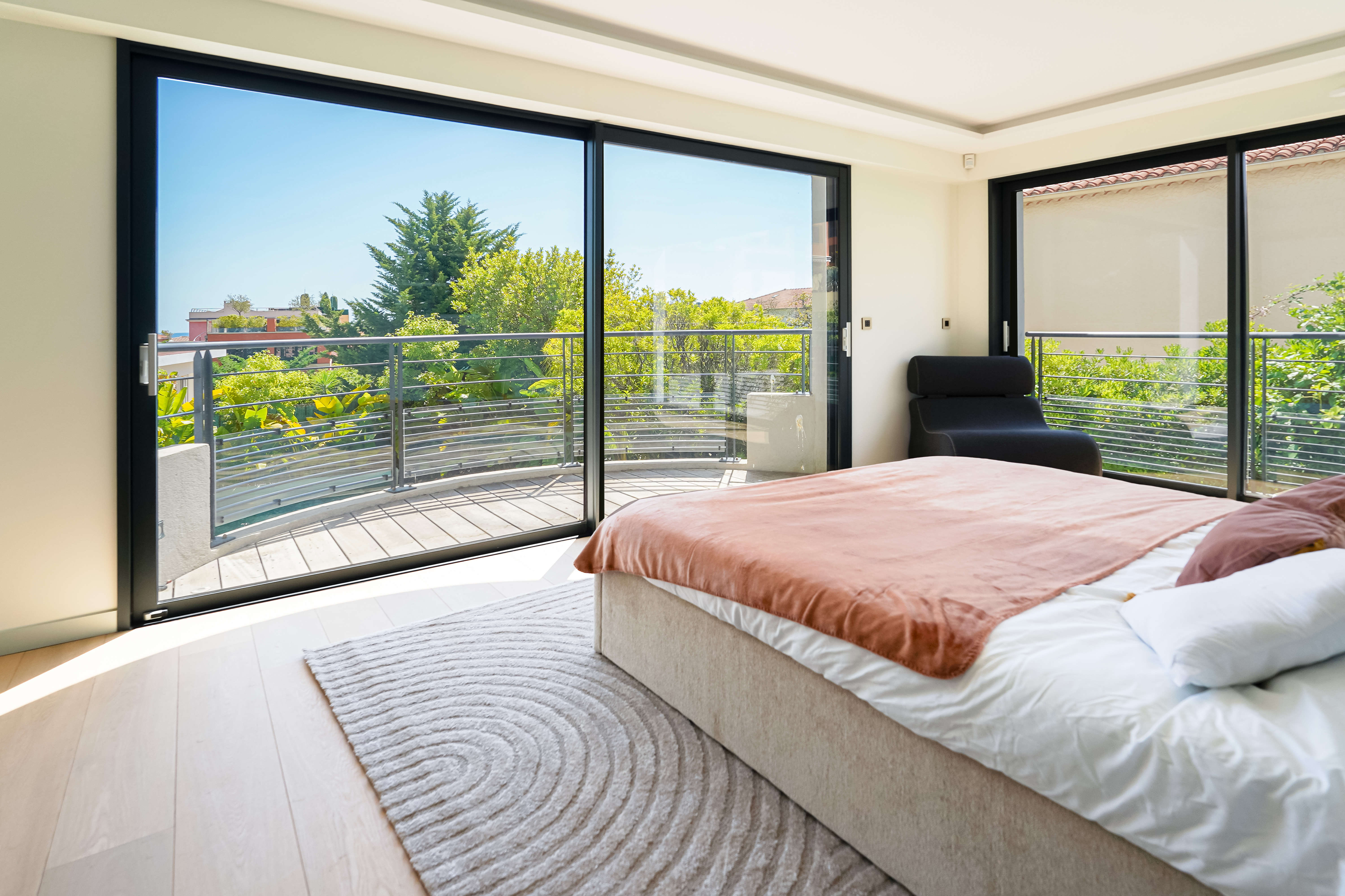 SAINT-JEAN-CAP-FERRAT - APPARTEMENT VILLA