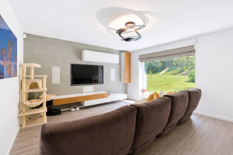 Villa moderne de standing de plus de 350 m² avec vue sur le lac