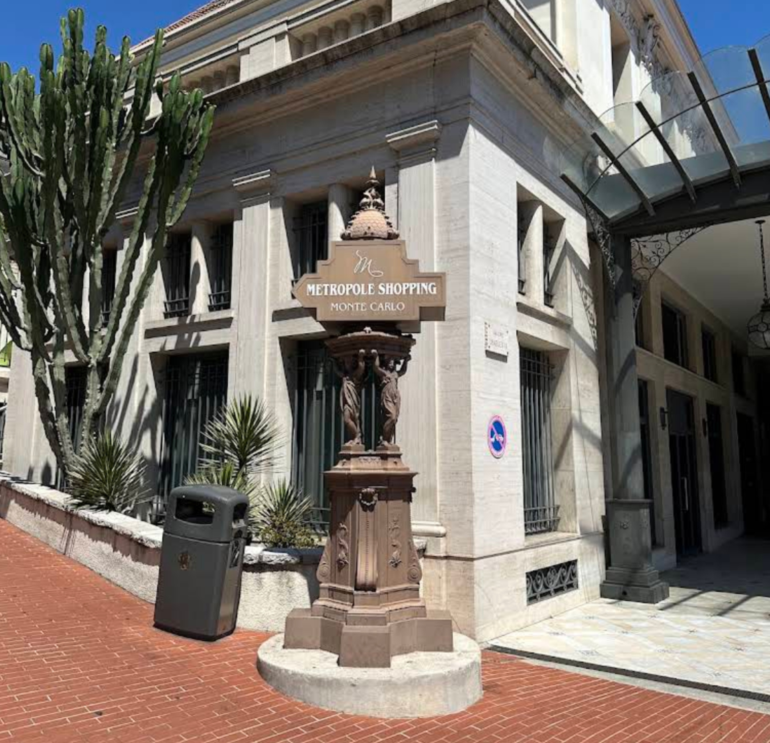 METROPOLE : Bureau de 9m2 à louer