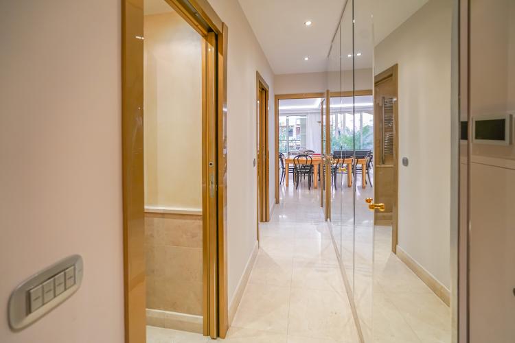 bXxwU_entre-e-barnes-valeri-agency-monaco-1775828876.jpg