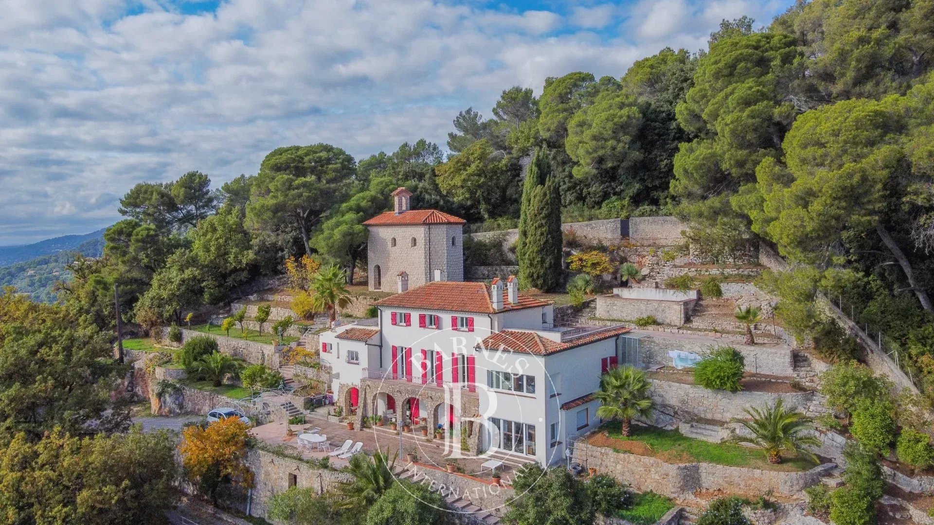 Grasse – Exceptionnelle propriété vue panoramique – 5 chambres