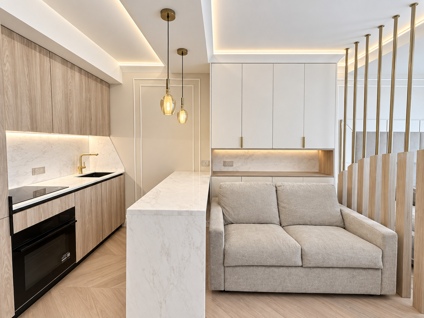 TRÈS BEAU STUDIO RÉNOVÉ MEUBLÉ AVEC APERÇU MER