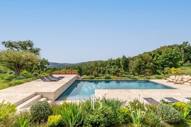 Roquefort-les-Pins - Vue panoramique mer et collines - Magnifique villa familiale neuve