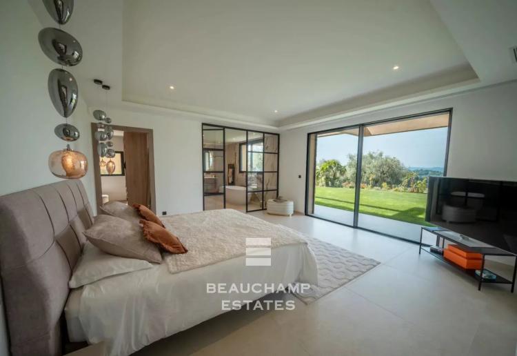Villa Contemporaine 5 chambres vue dégagée - Opio