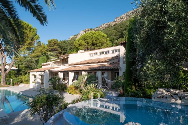 Propriété d’exception à Vence avec vue panoramique mer & montagne