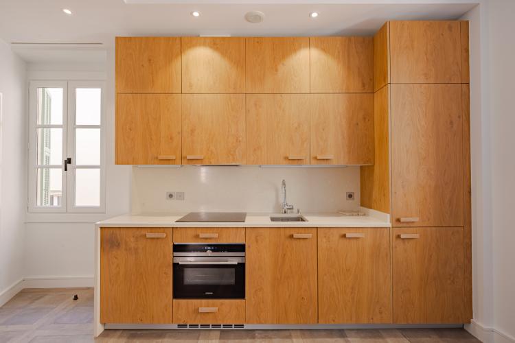 MAGNIFIQUE 2 CHAMBRES SUR LE ROCHER