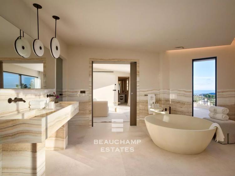 Villa contemporaine 6 chambres avec vue mer panoramique  – Saint-Jean-Cap-Ferrat