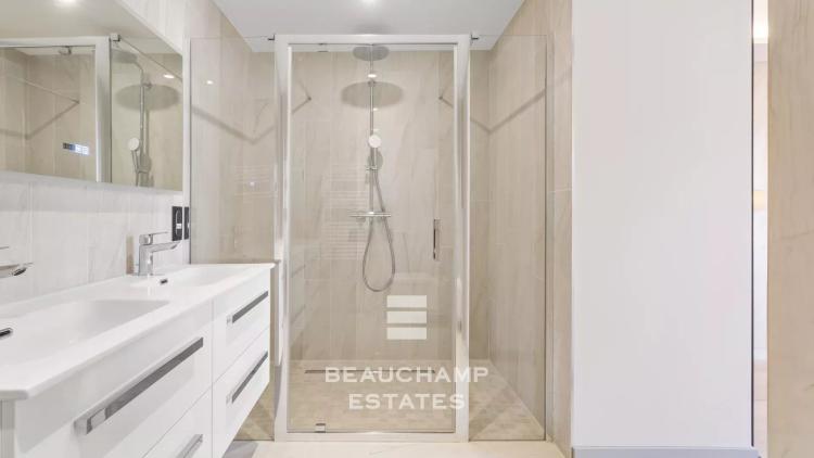 Appartement 4 chambres avec jardin et piscine - Saint-Jean-Cap-Ferrat