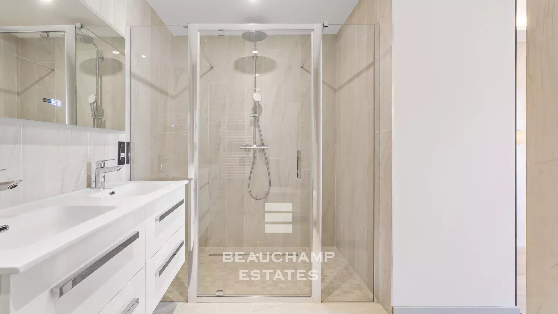 Appartement 4 chambres avec jardin et piscine - Saint-Jean-Cap-Ferrat