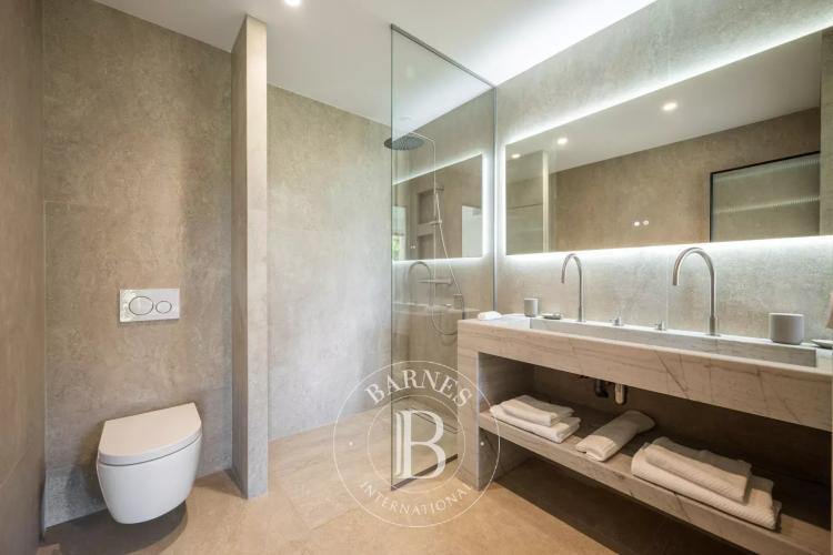 ROQUEBRUNE CAP MARTIN - VILLA CONTEMPORAINE - SECTEUR SERRET - VUE MER PANORAMIQUE