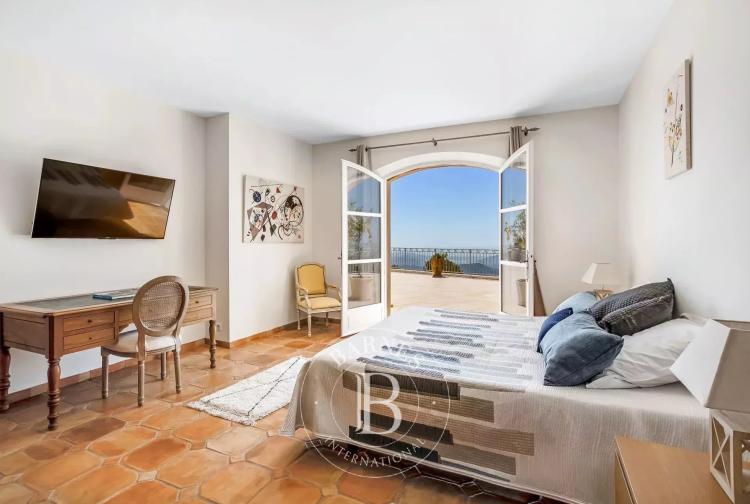 CABRIS - Élégante propriété avec vue imprenable - 6 chambres et un studio