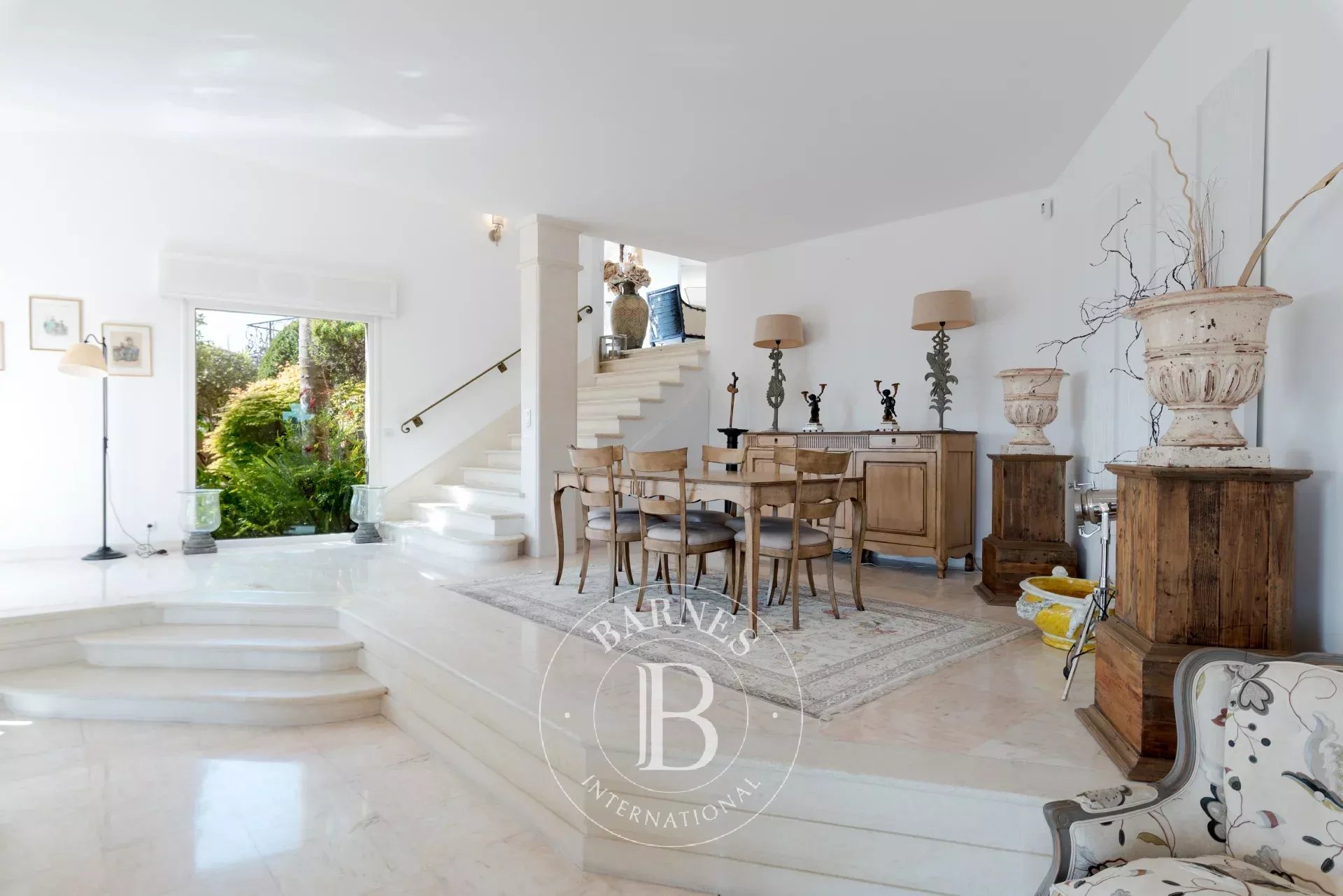 CAGNES-SUR-MER – PROPRIÉTÉ D’EXCEPTION EN POSITION DOMINANTE – VUE PANORAMIQUE MER