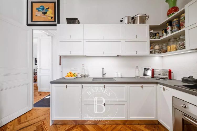BEAULIEU-SUR-MER – APPARTEMENT D’EXCEPTION DANS UNE VILLA INDÉPENDANTE