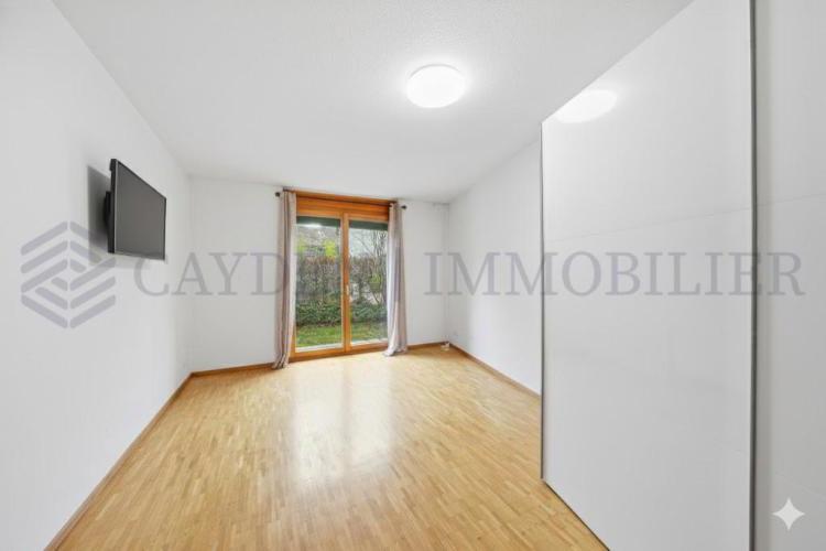CkTR9_lookmove_236819760_9.jpg