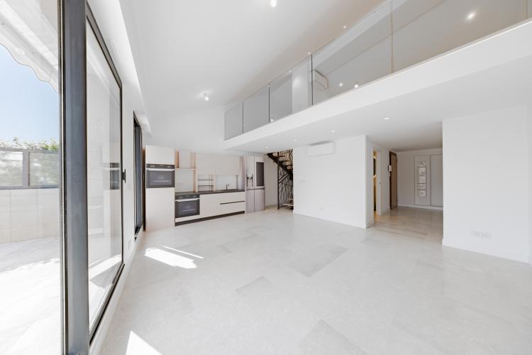 MAGNIFIQUE 3 CHAMBRES RÉNOVÉ