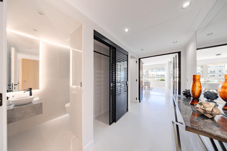 MAGNIFIQUE PENTHOUSE RENOVE
