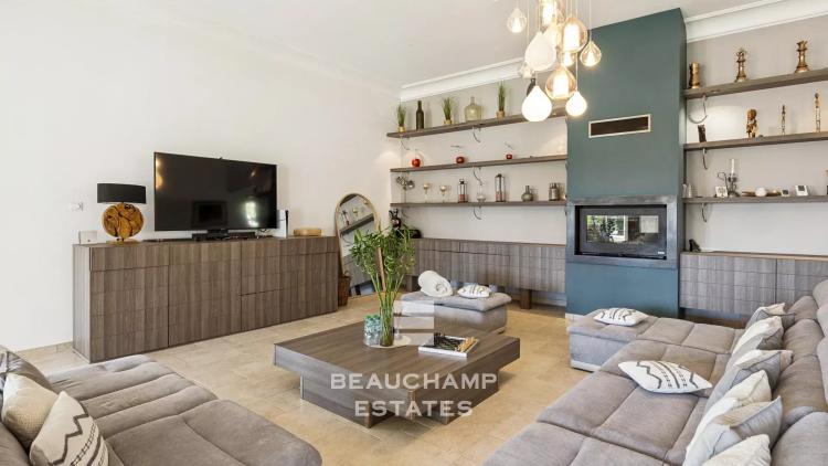 Co-Exclusivité - Villa néo-provençale 5 chambres avec piscine  - Nice Fabron