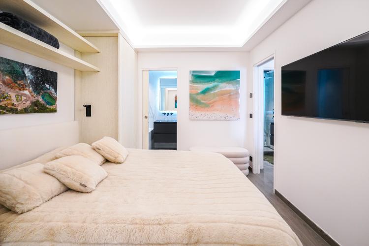 d3jRz_chambre-2-fontvieille-barnes-valeri-agency-monaco-1778495776.jpg