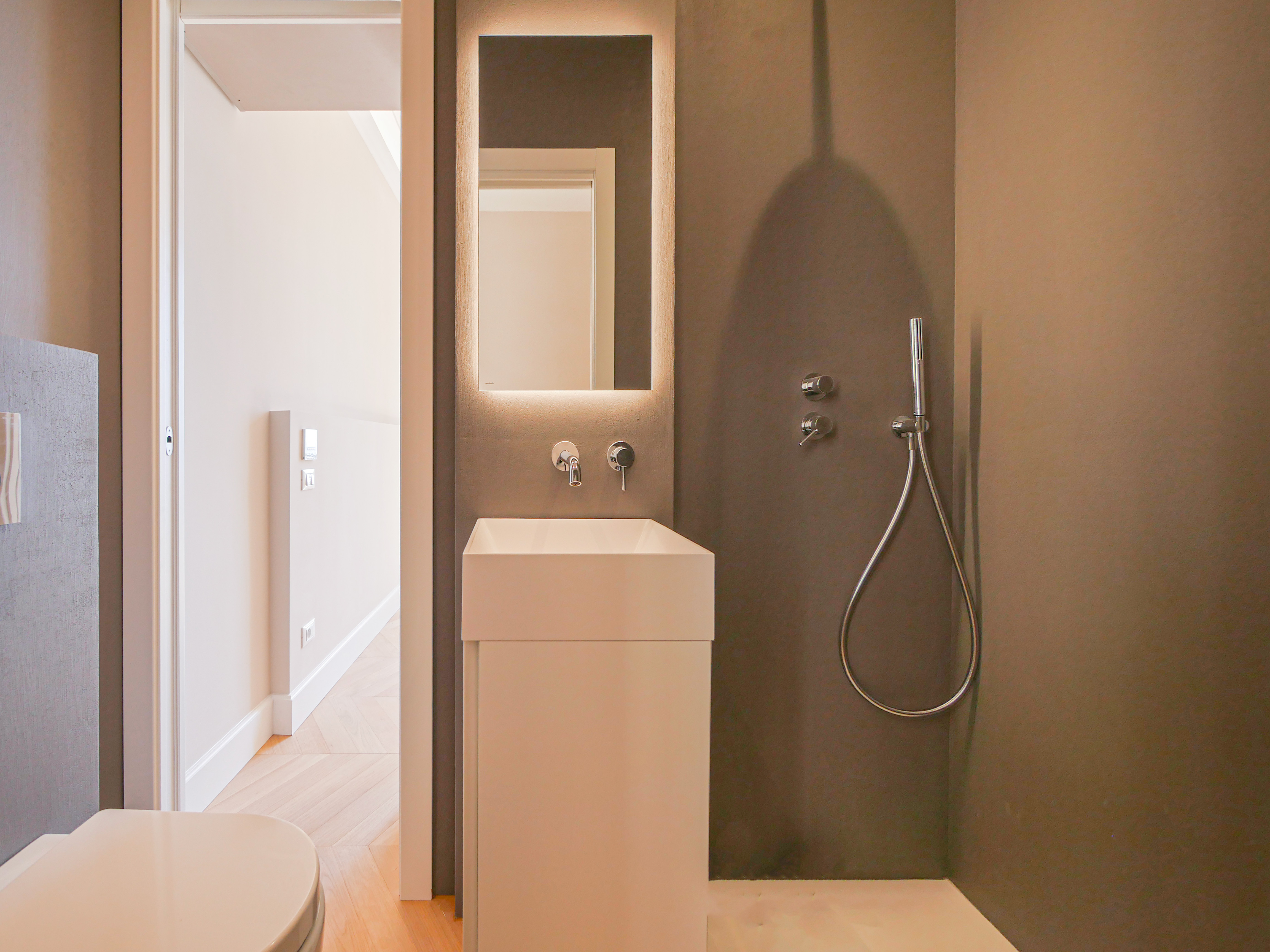 PALAIS BELVÉDÈRE - 2 PIÈCES RÉNOVÉ - USAGE MIXTE