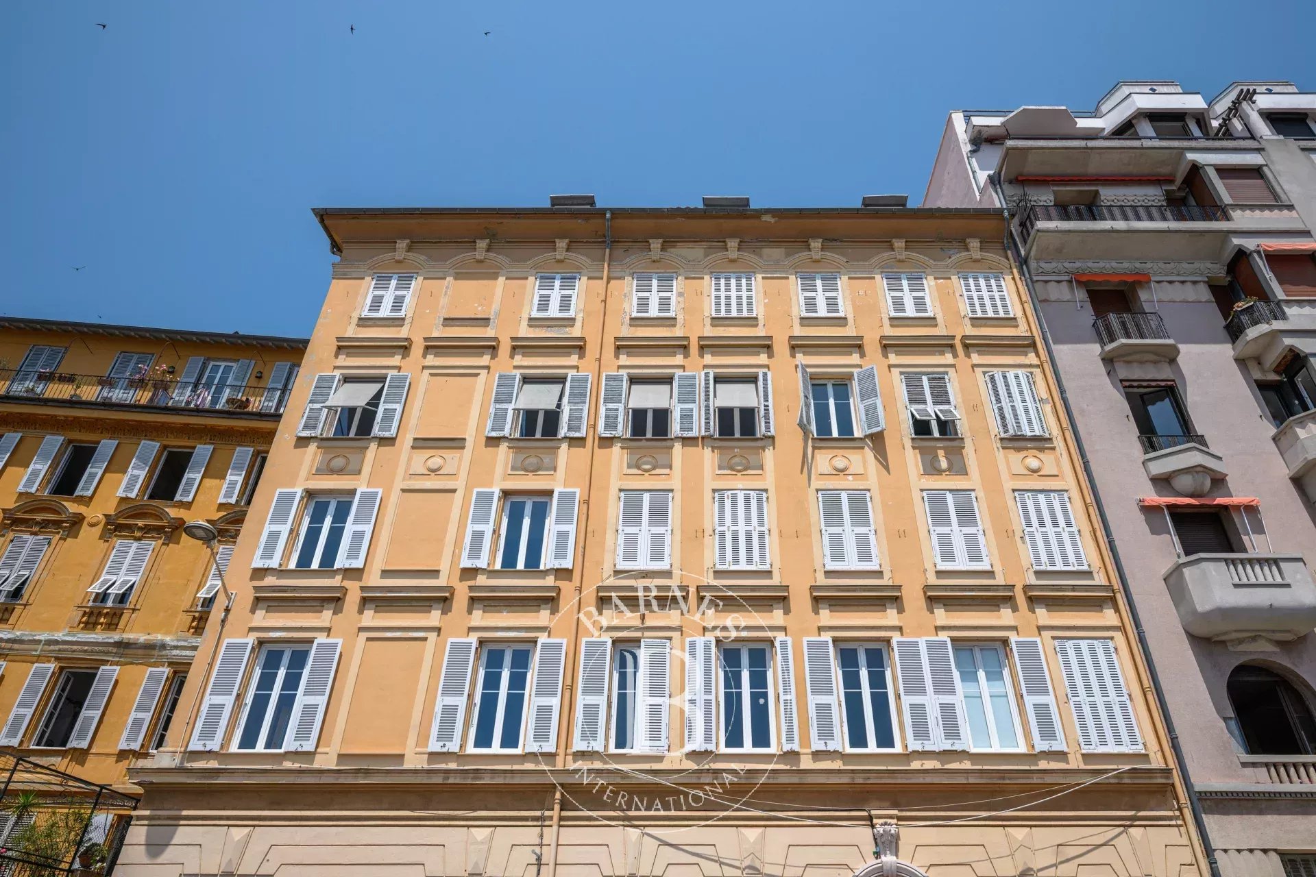 NICE - PONCHETTE - APPARTEMENT ENTIERTEMENT RENOVE