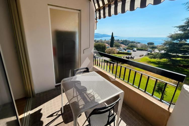 ROQUEBRUNE CAP MARTIN - 3P MEUBLE - PARKING ET CAVE