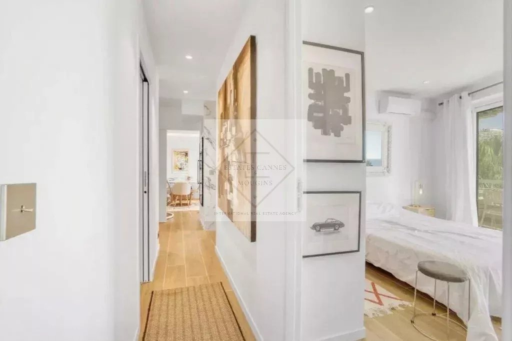 APPARTEMENT 3 PIÈCES RÉNOVÉ – MOURE ROUGE – VUE MER PANORAMIQUE