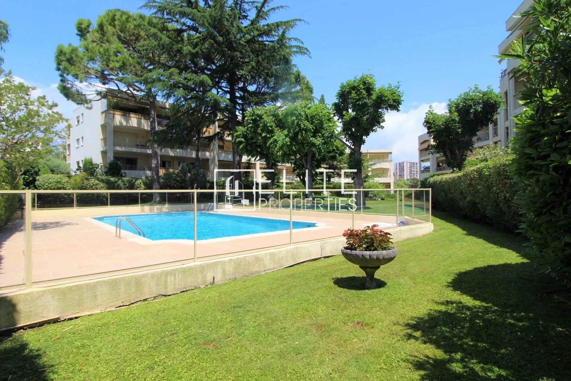 Duplex 87m2 - Jardin + garage + caves
