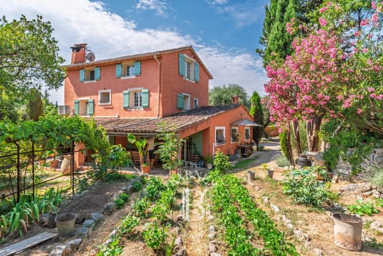Grasse, Saint-Jean - Bastide du XVIIIème siècle - 3 chambres