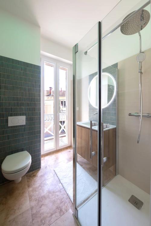 CANNES - PROCHE PALAIS – MAISON RÉNOVÉE - STUDIO INDÉPENDANT - PISCINE - STATIONNEMENTS