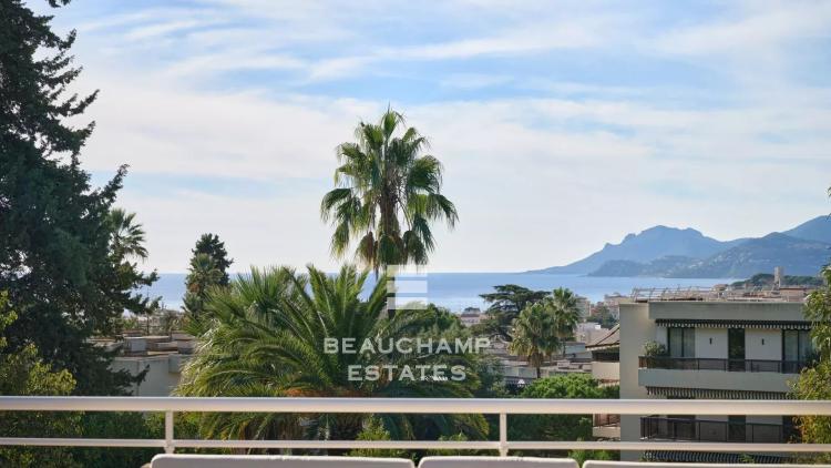 Appartement toit terrasse vue mer - Cannes