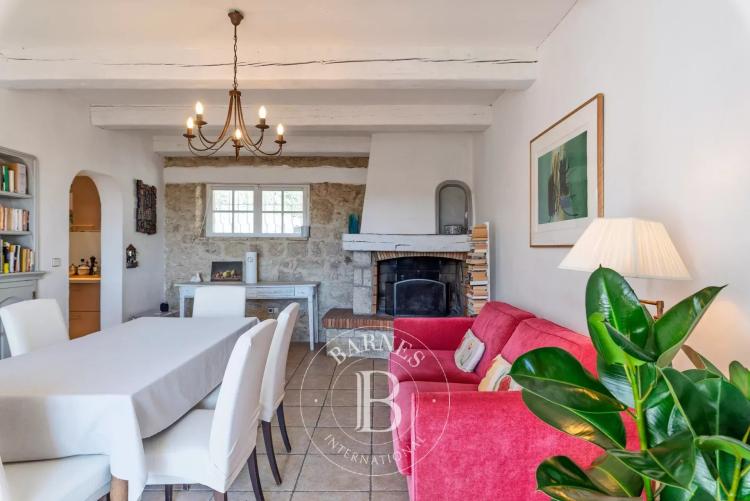 Saint-Paul de Vence - charmante villa en pierre avec piscine