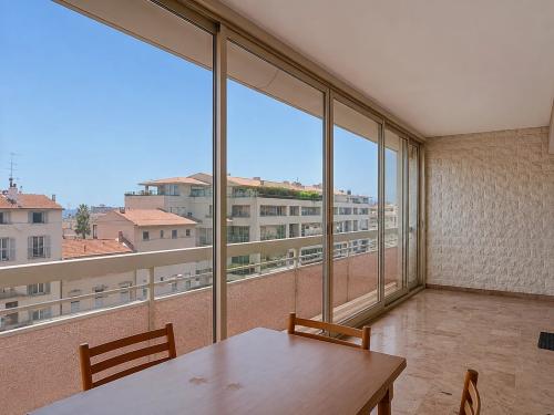 VENTE APPARTEMENT 2P - CANNES CENTRE