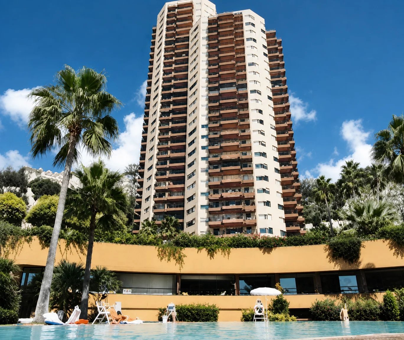 Duplex de 230 m² au dernier étage avec vue panoramique sur la merDuplex dernier étage