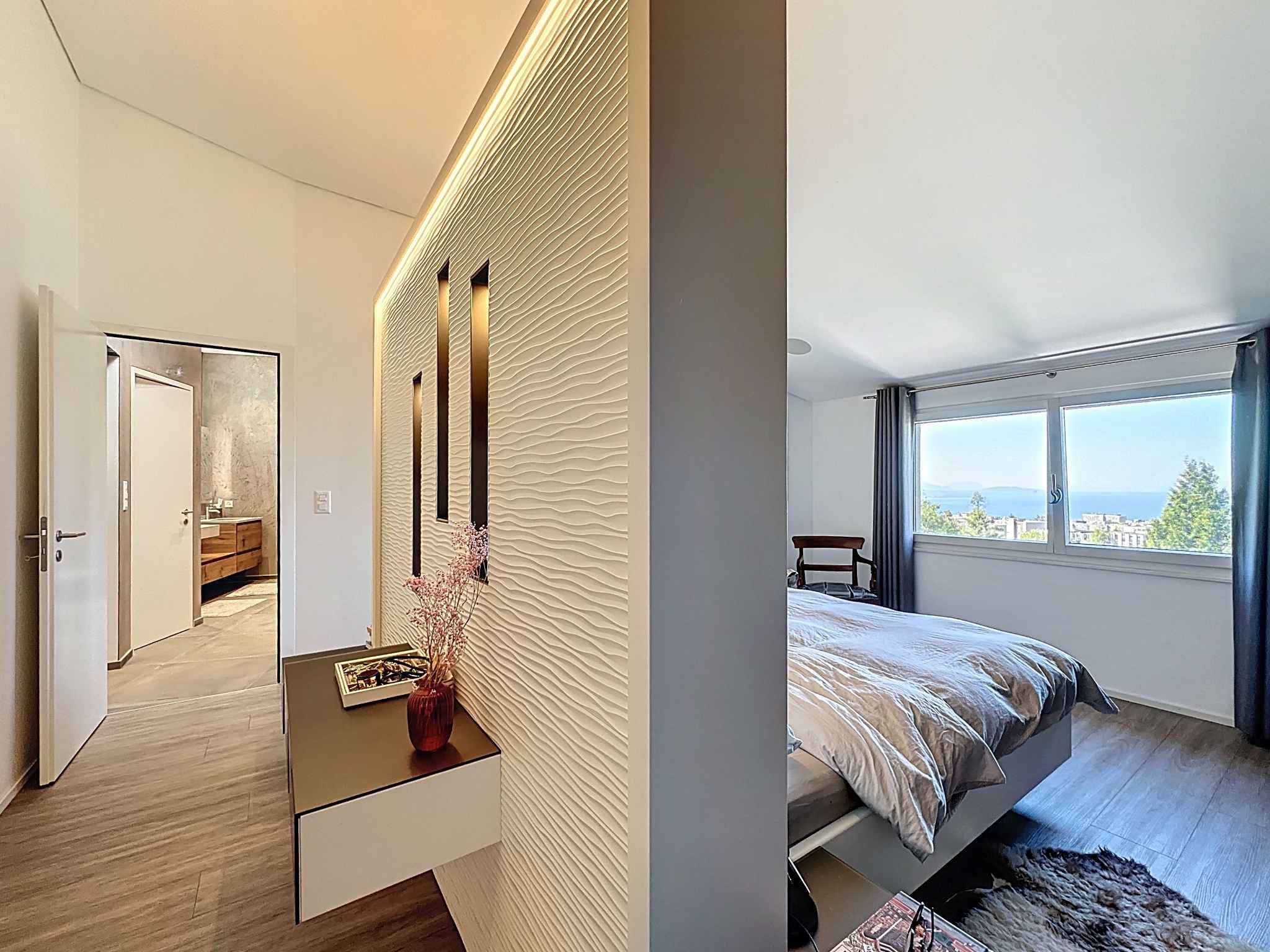 Villa moderne de standing de plus de 350 m² avec vue sur le lac