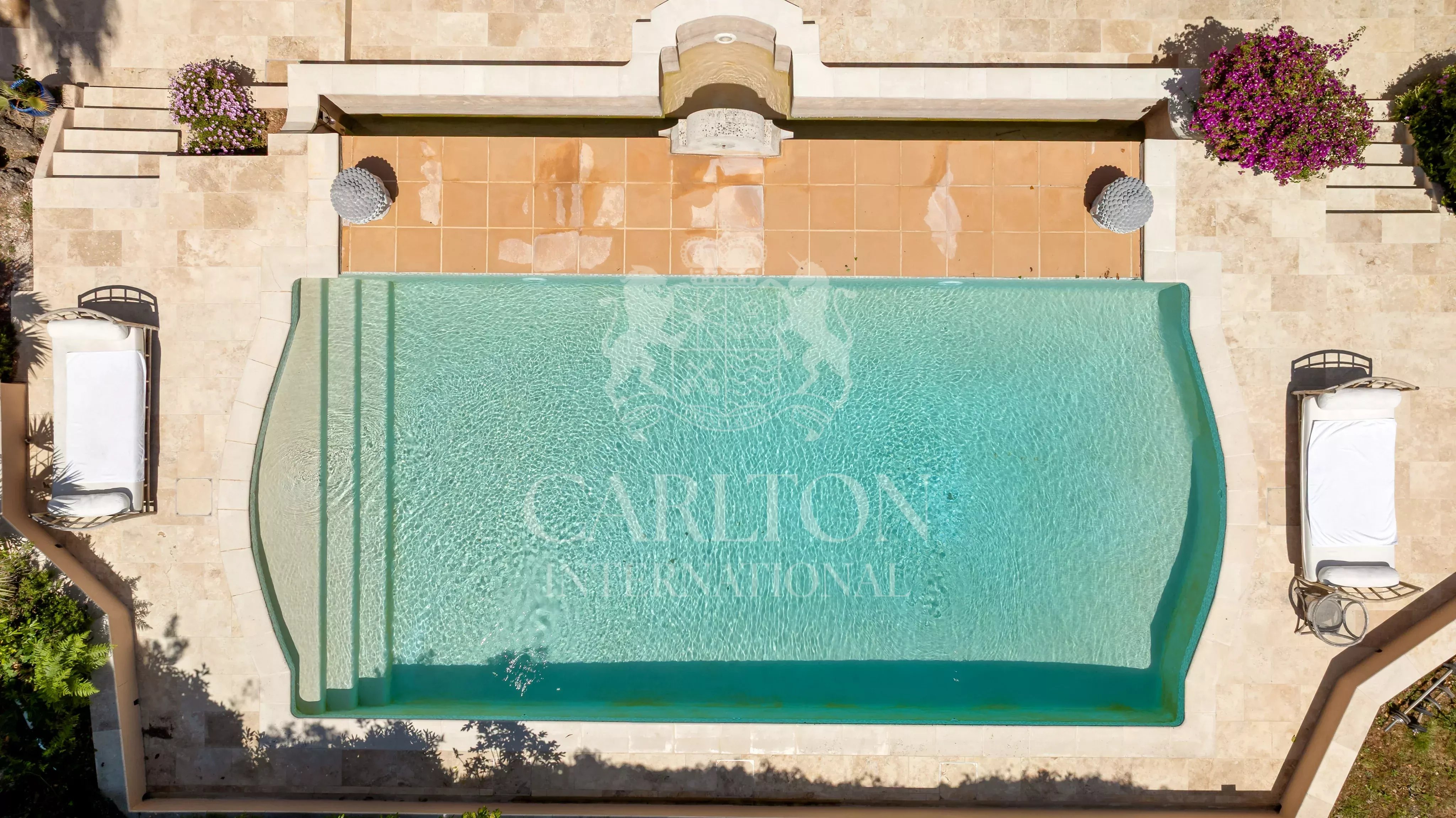 Biot – Élégante propriété au sein d’un domaine privé sécurisé