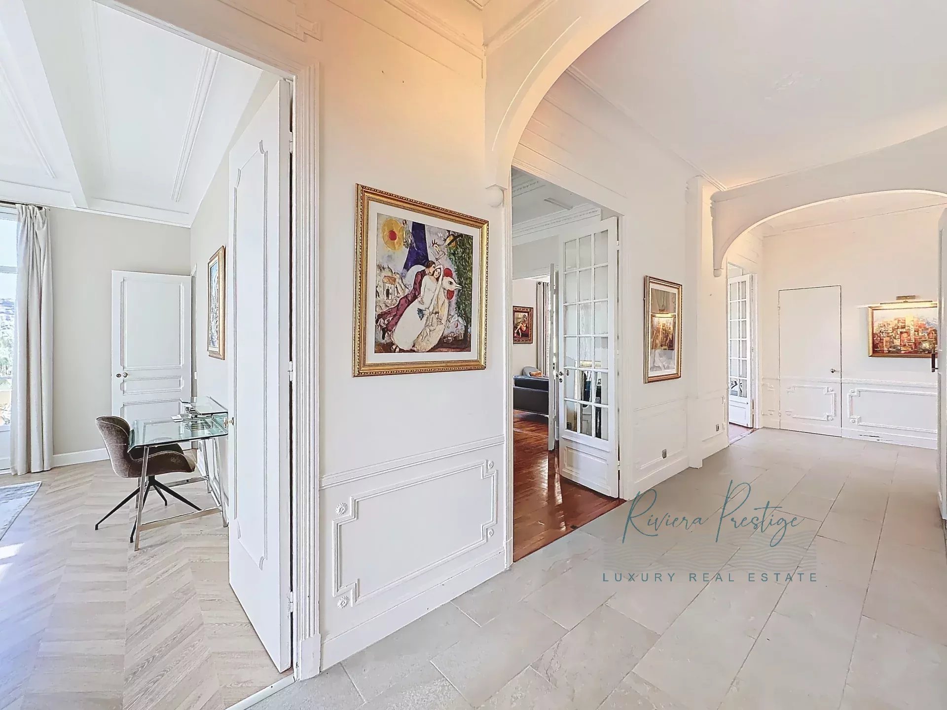 NICE – Magnifique Appartement de Prestige Belle Époque à un Étage Élevé – Environ 160m² LC