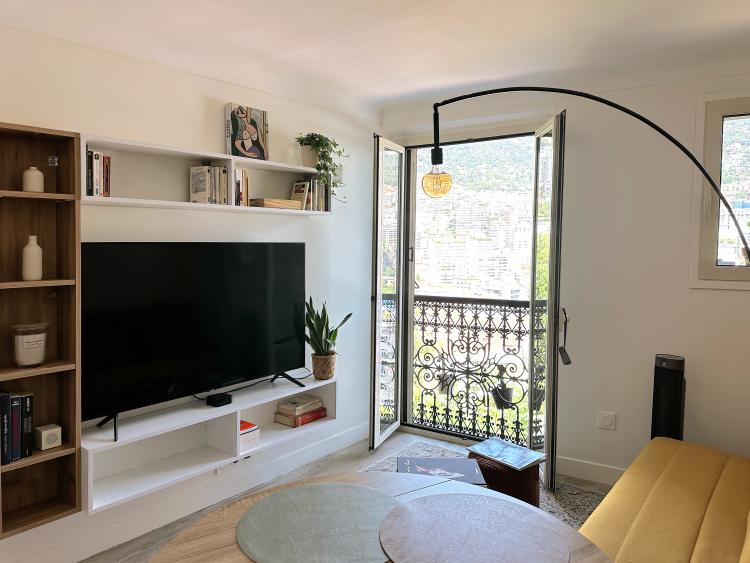 MONACO VILLE- 2 PIECES - AVEC MEZZANINE - À SOURÇA