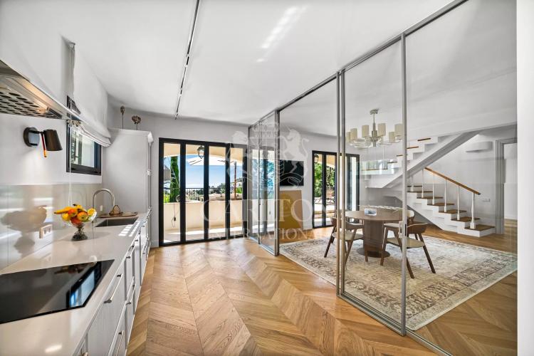 Propriété de charme avec vue mer panoramique et cadre privilégié proche Monaco