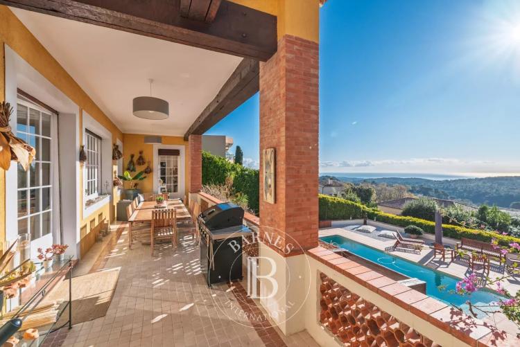 Vence – Propriété de prestige vue mer panoramique, piscine, centre-ville à pied