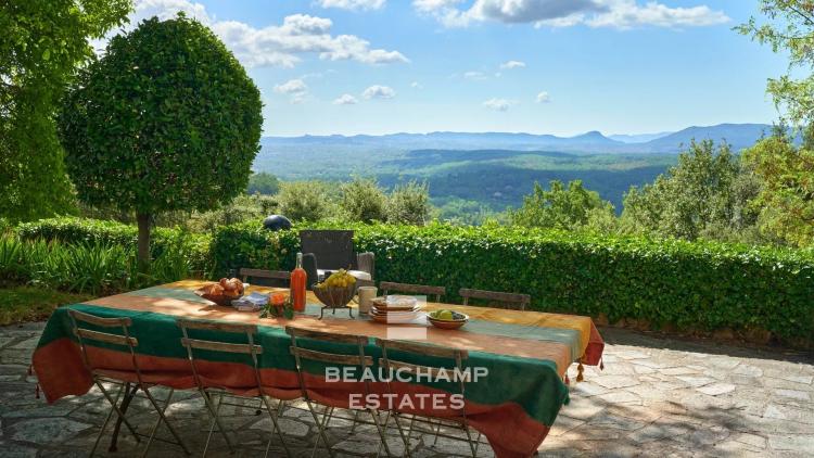 Bastide en pierre avec 7 chambres - Fayence
