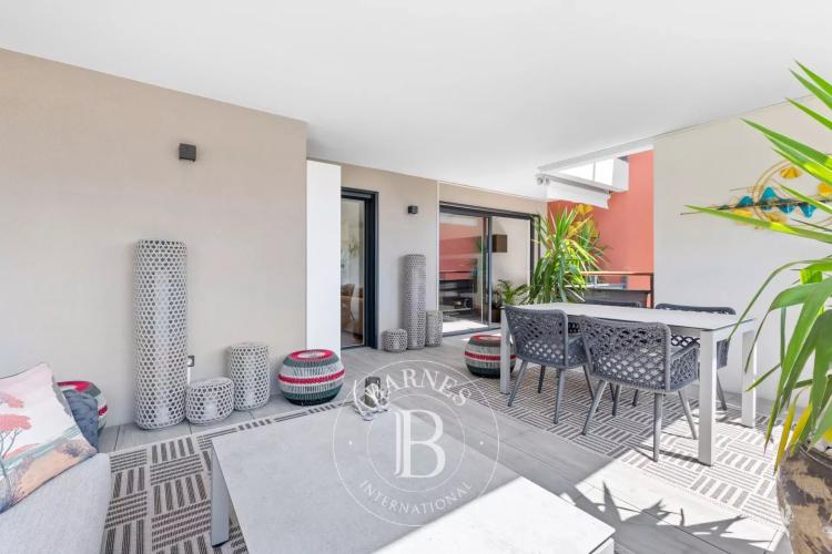ÈZE – APPARTEMENT 4 PIÈCES – VUE MER – TERRASSES – SAUNA – DOUBLE GARAGE