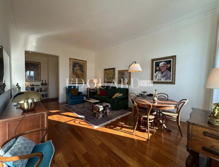 En exclusivité viager occupé sur une tête née en 1947, avec 600.000 € de bouquet plus 470 € de rente mensuelle