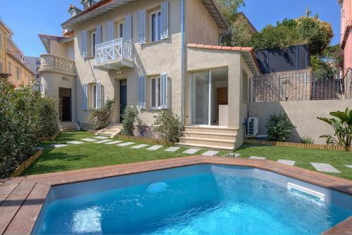 CANNES - PROCHE PALAIS – MAISON RÉNOVÉE - STUDIO INDÉPENDANT - PISCINE - STATIONNEMENTS